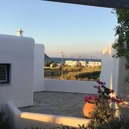 Cycladic Cozy House At Molos Molos (Paros)
