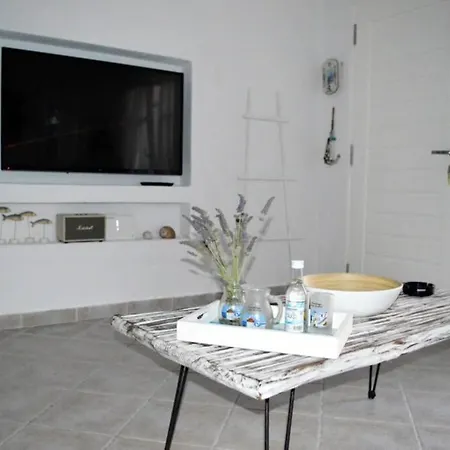 Cycladic Cozy House At Molos Μώλος Πάρου